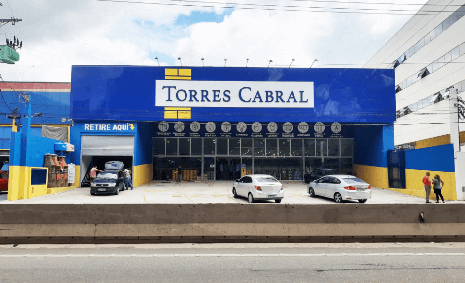 Banner Case Agência AO4 - Torres Cabral